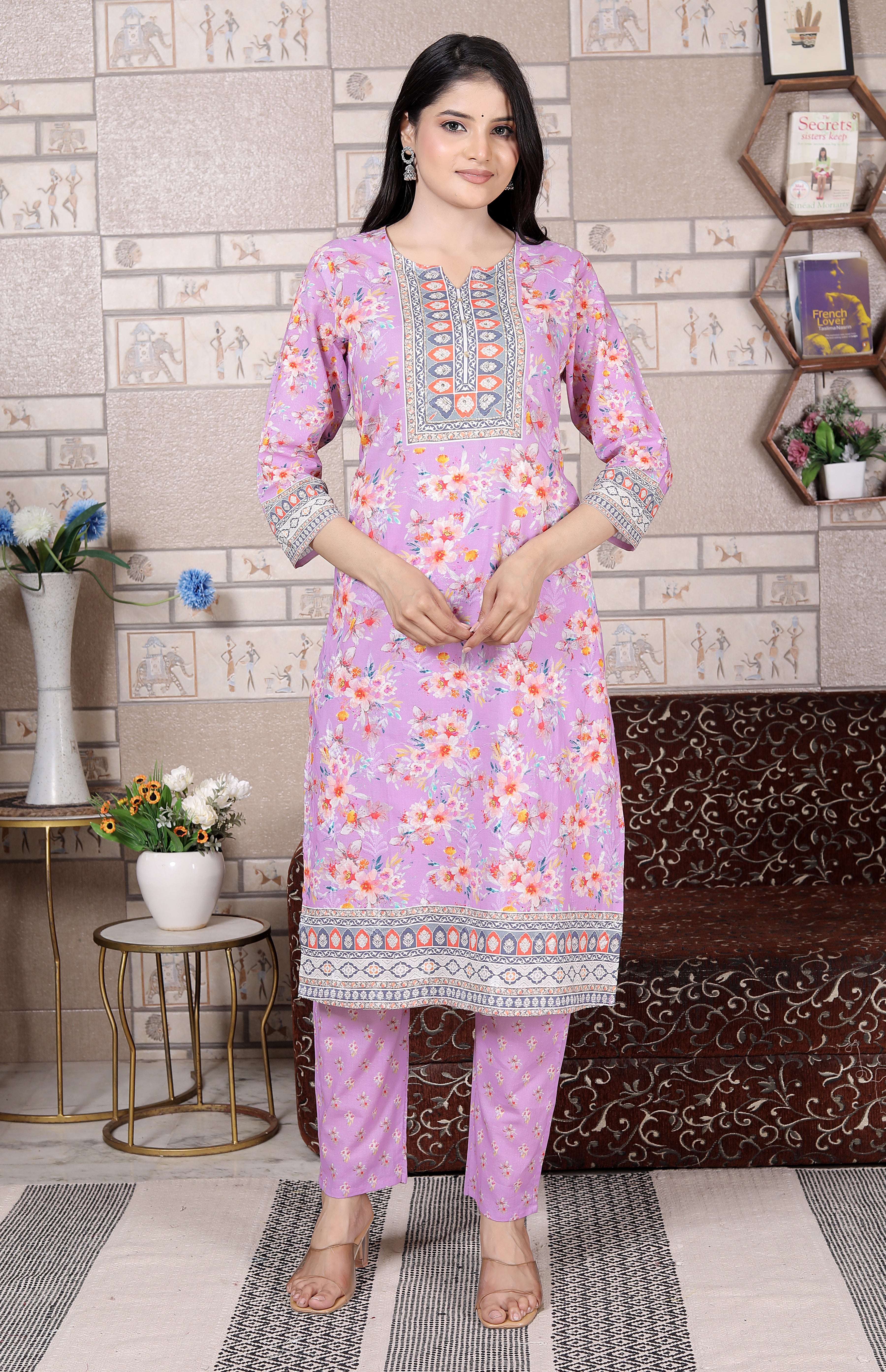 PRIYANSH DRESSES, Women's floral Printed Kurti Set with Dupatta and Pants