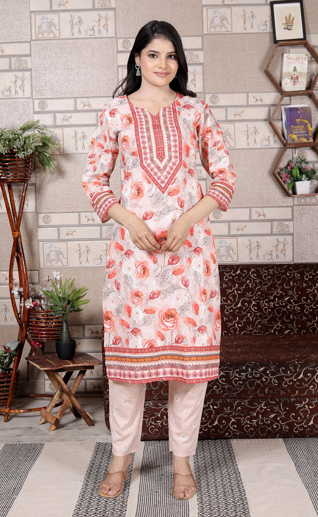 PRIYANSH DRESSES, Women's floral Printed Kurti Set with Dupatta and Pants